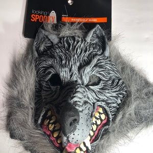 Looking Spooky Werewolf Mask